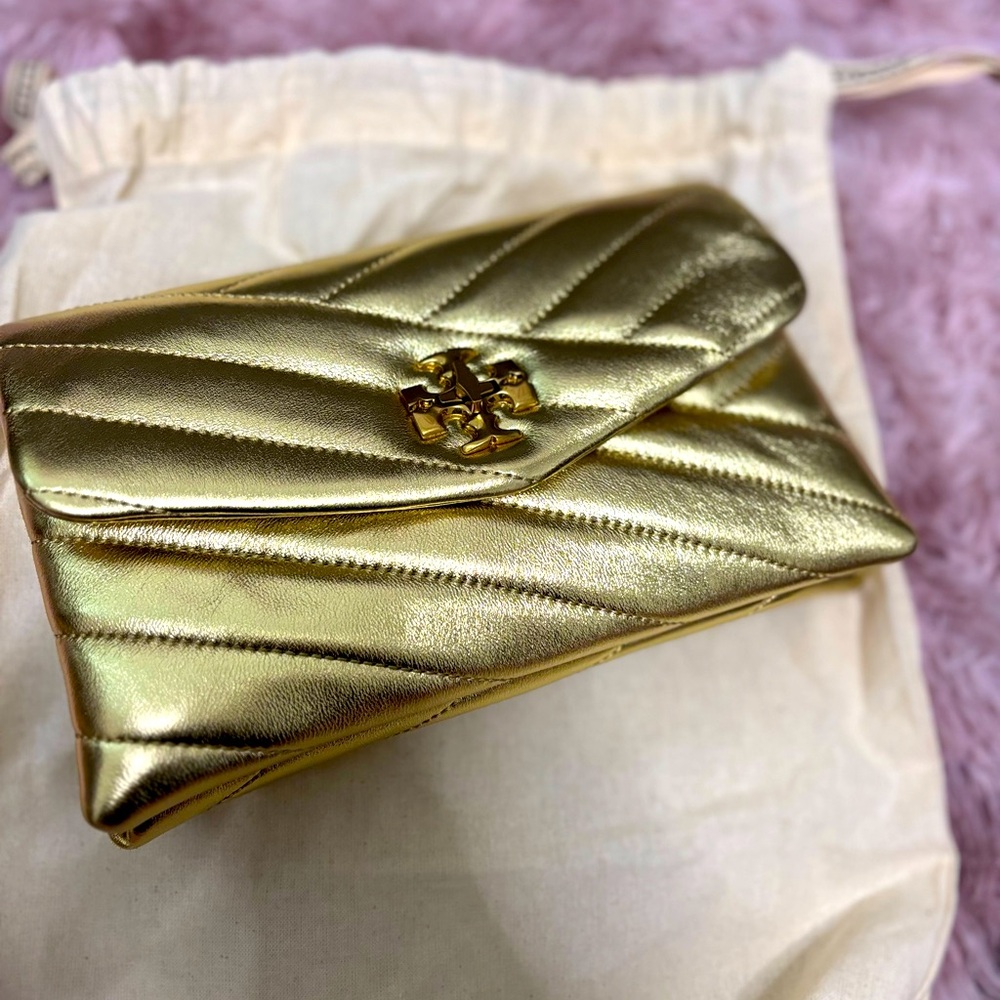 Tory burch shoulder or crossbody bag